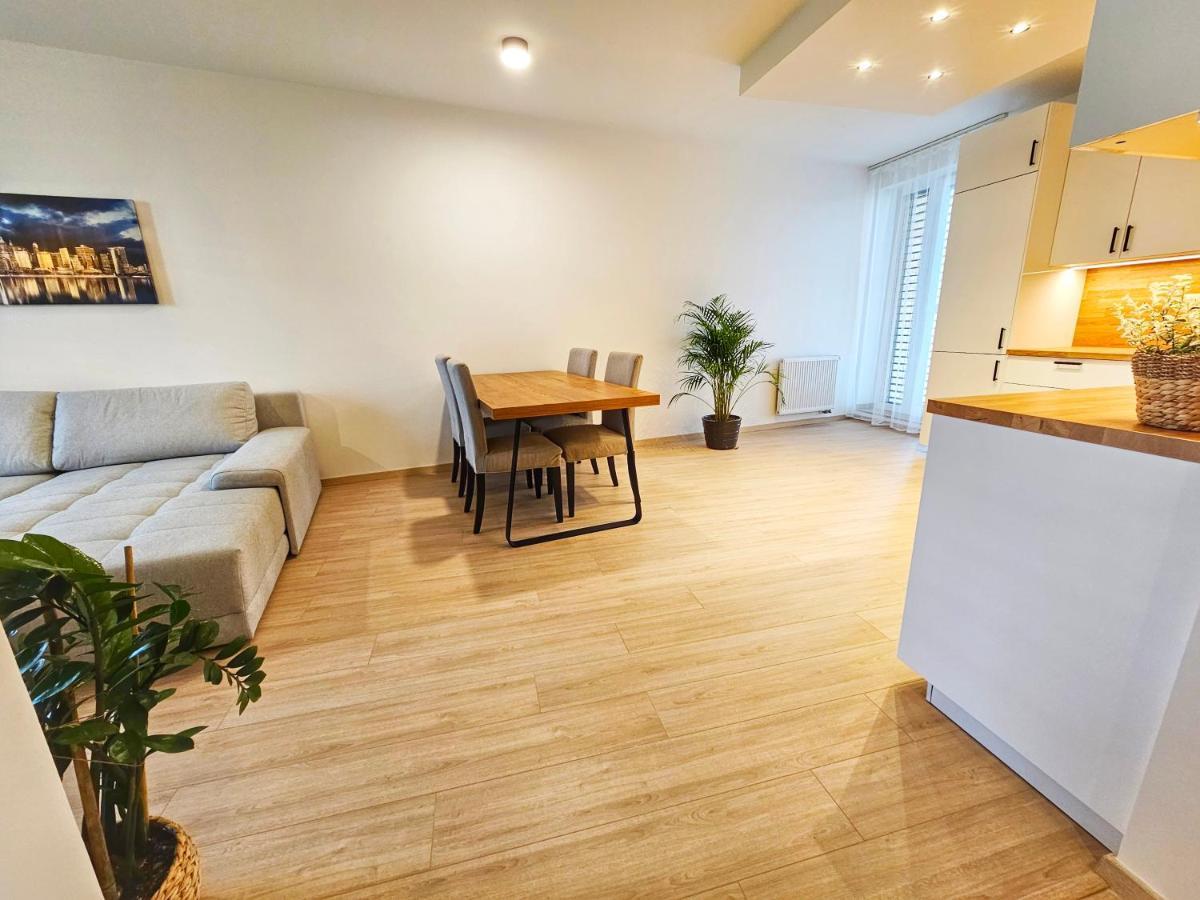 3 Room Apartment 2X Balcony, New Building, 21 Bratislava Exteriör bild